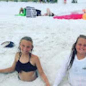 Meet your Posher, Ava!